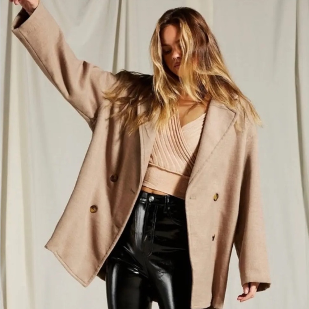 Free People Hannah Super Soft Slouchy
Camel Coat Size S
